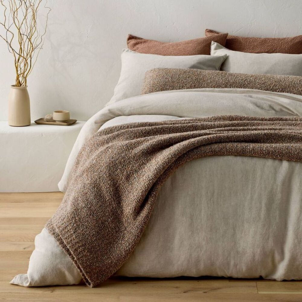 Casaluna - Full/Queen Boucle Blanket Warm - Casaluna Brown - Picture 4 of 4